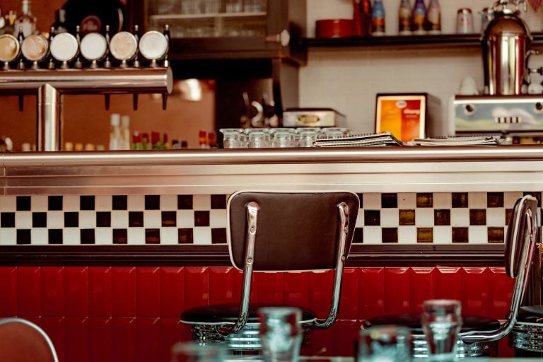 Retro Cafe